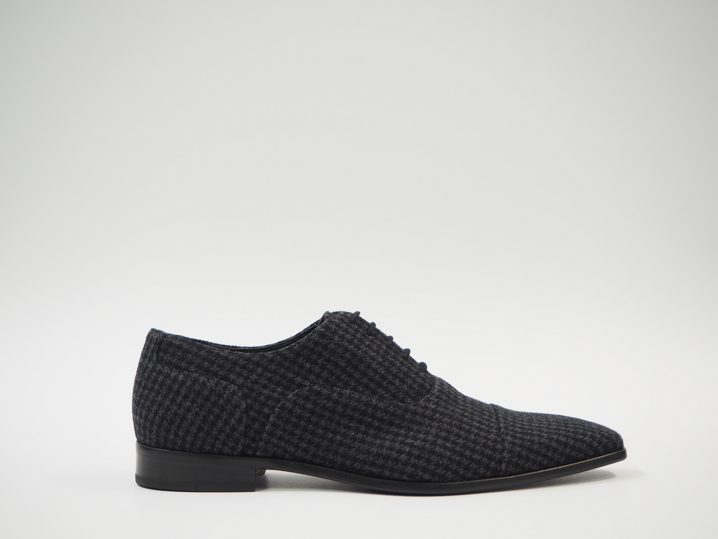 Gray & Black Tweed Men's Dress Shoes + Belt