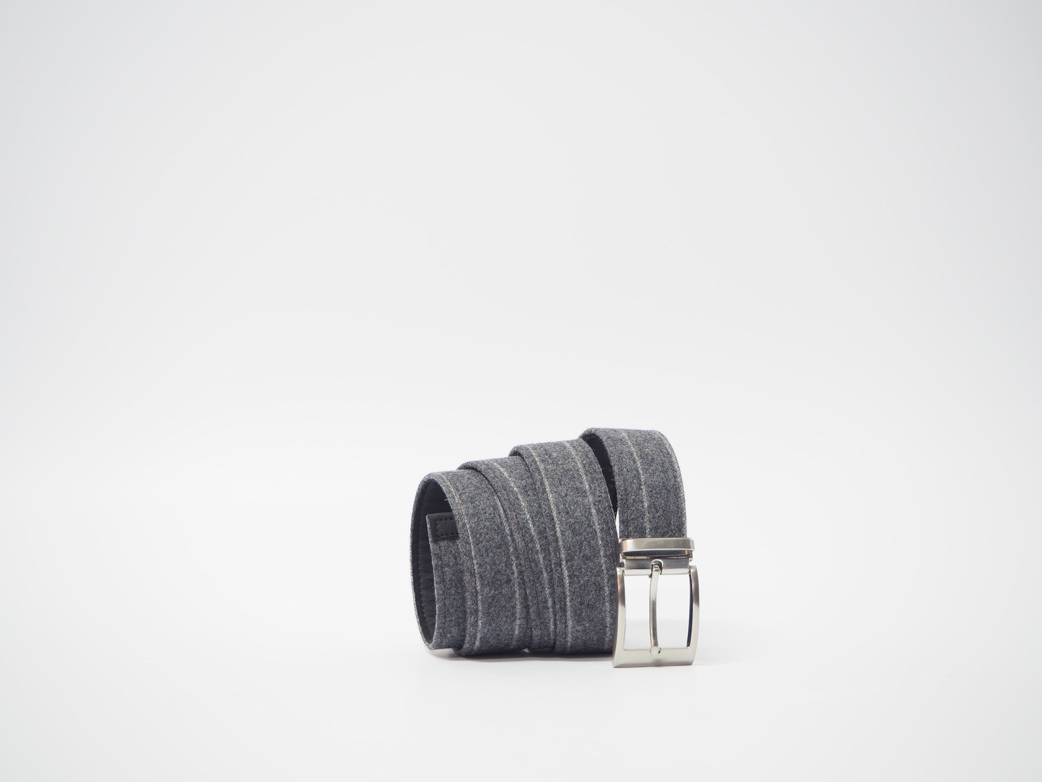Size 42 - Gray & White Pinstripe Oxford + Belt
