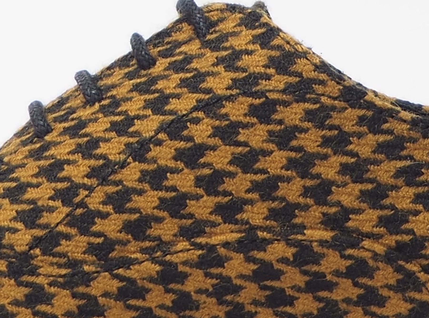 Size 41 - Black & Mustard Pied de Poule Oxford + Belt