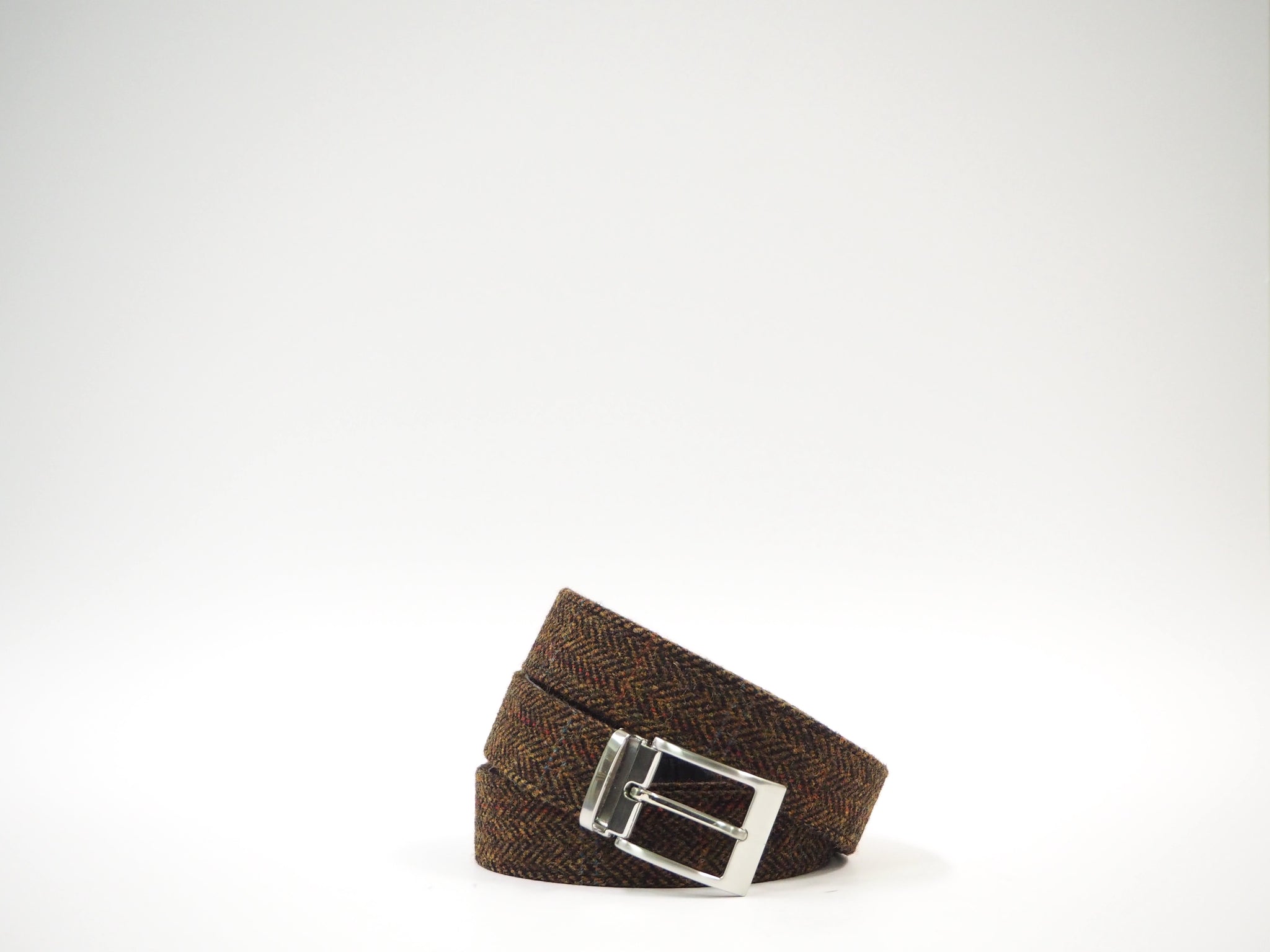 Size 44 - Rustic Brown Herringbone Oxford + Belt